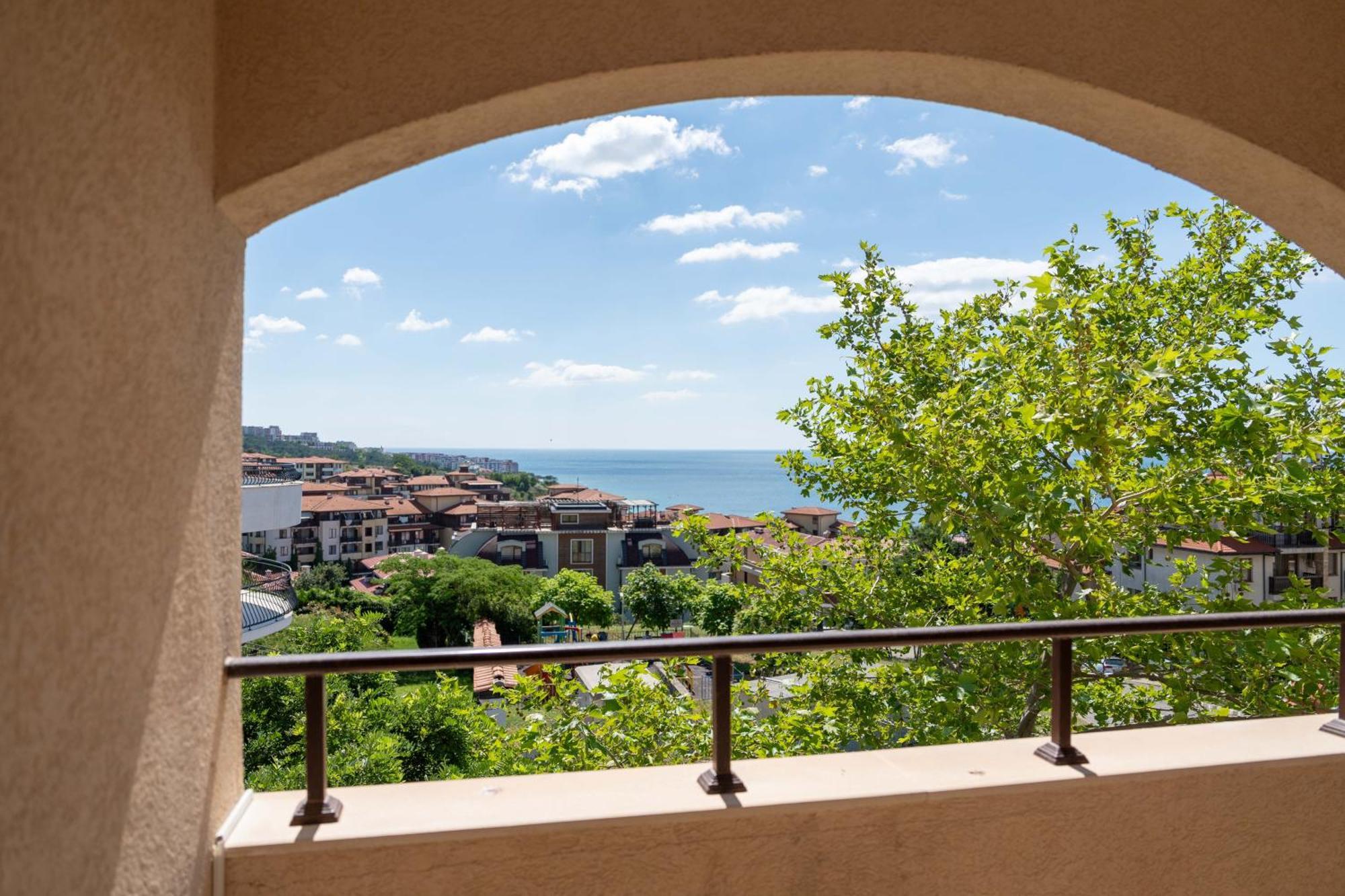 Hotel Sea Vista Sveti Vlas Eksteriør billede