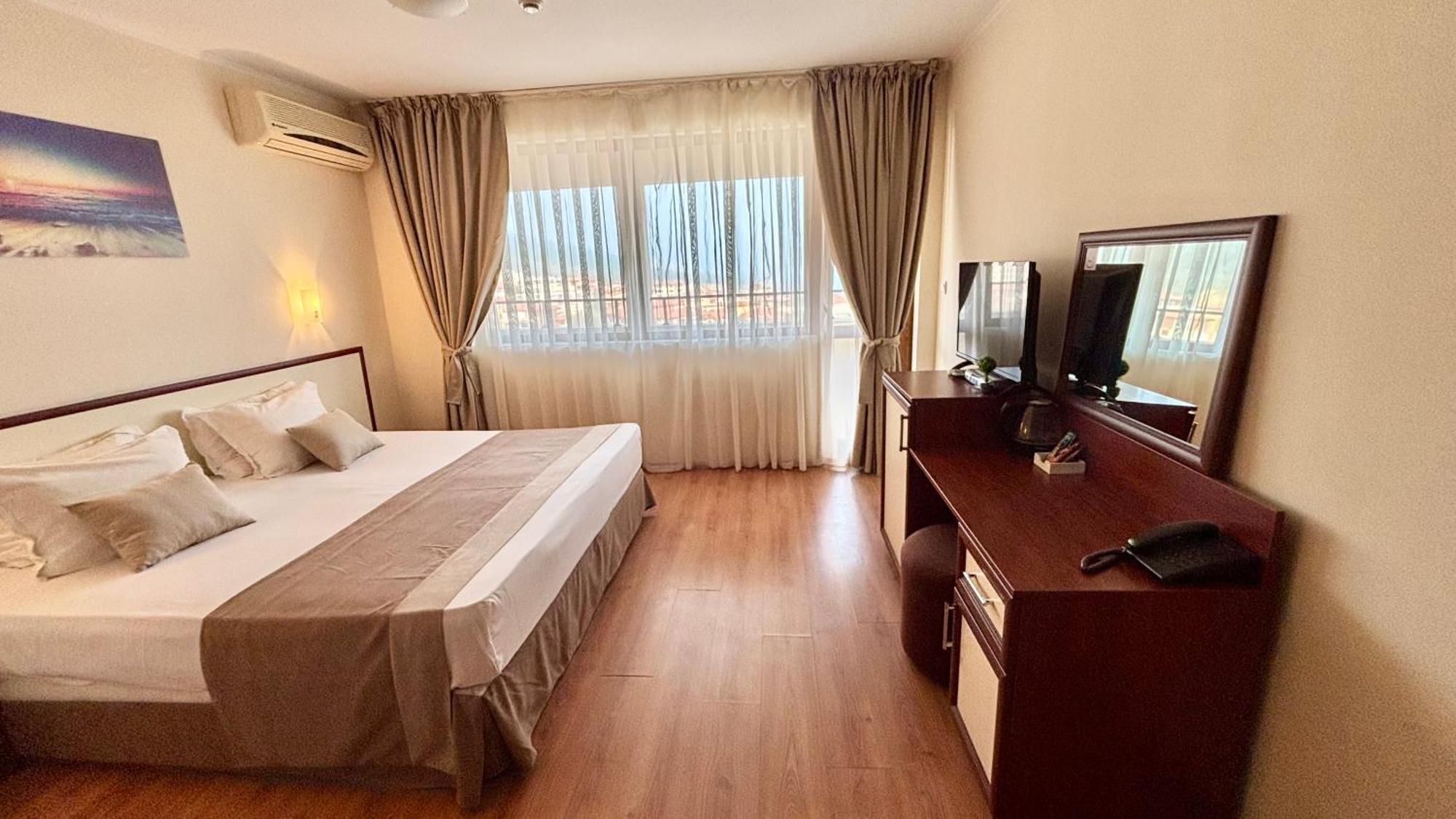 Hotel Sea Vista Sveti Vlas Eksteriør billede