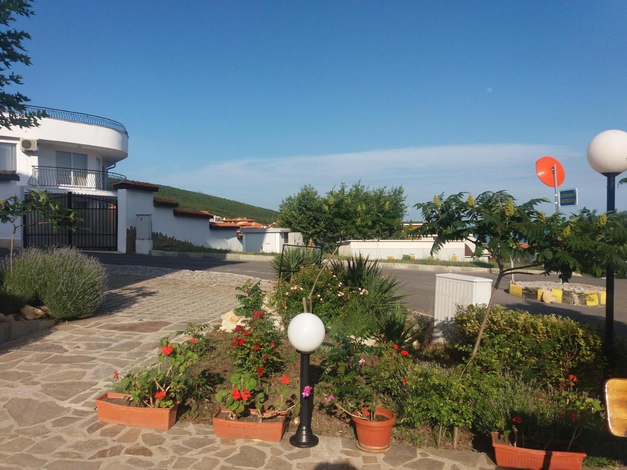 Hotel Sea Vista Sveti Vlas Eksteriør billede